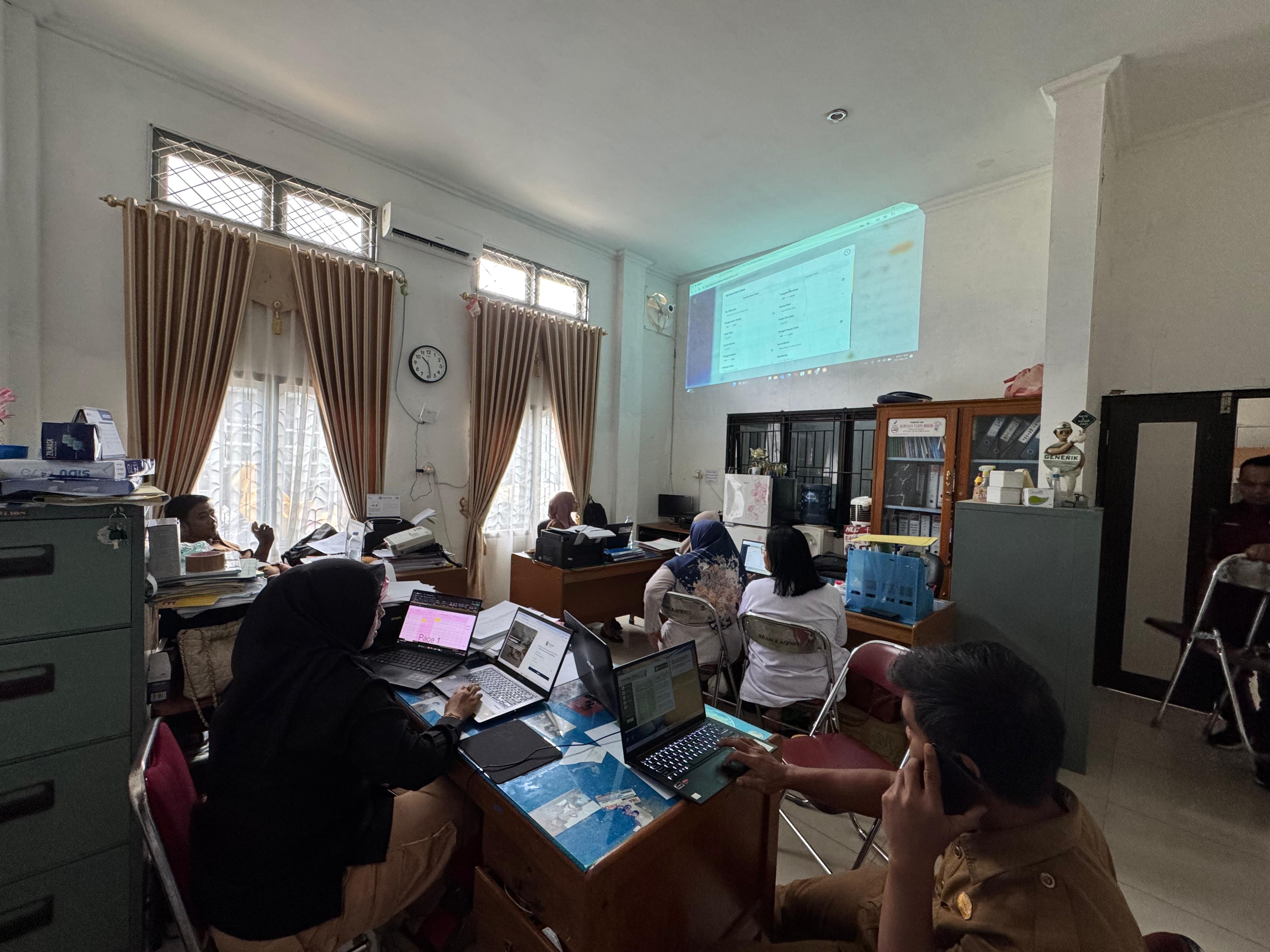 Renovasi Genteng Pak Sofyan